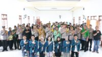 Ajak Warga Perangi Narkoba Pada Acara Jum’at Curhat,Kapolres Tuba Sebarkan Nomor Hotline
