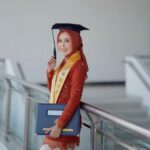 Ketua DPRD Lampung Barat Edi Novial, Berikan Ucapan Selamat Kepada Mahasiswi Asal Lambar, Lulusan Terbaik UNDIP Semarang 2024